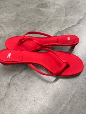 Women’s Red Low Heel Flip Sandal , Chic Kitten Heel Zara